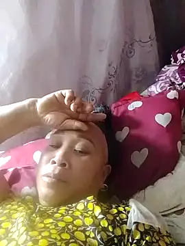 Mamapm20 online show from October 2025 04:29:01 AM