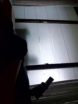 Snapshot of starvingo2002 chatting on September 2025 07:43:01 AM starvingo2002 online show from September 2025 07:43:01 AM