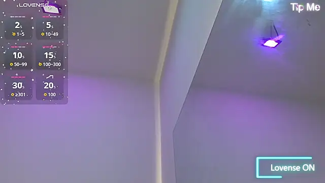 luna starr69 online show from October 2025 01:34:02 PM