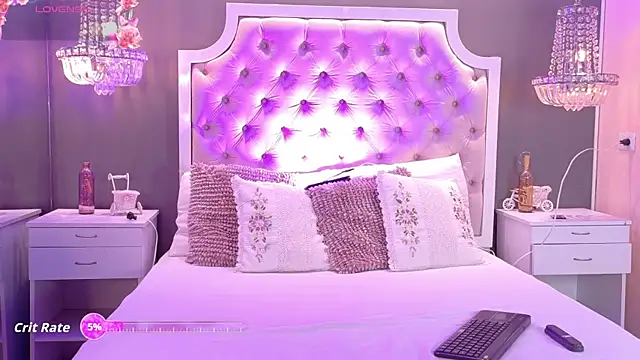 VioletBlaze online show from October 2025 01:13:02 AM