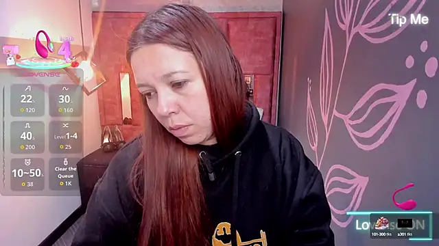 Isa Thompson   online show from September 2025 12:04:02 PM