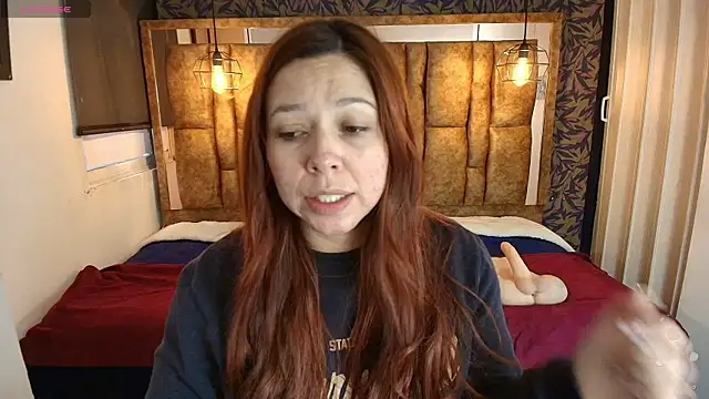 Snapshot of Isa_Thompson__ chatting on May 2026 11:48:02 AM Isa Thompson online show from May 2026 11:48:02 AM