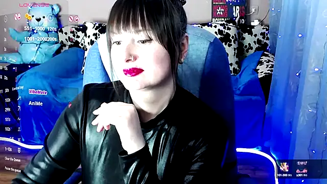 Snapshot of MilaRay chatting on December 2024 02:00:02 PM MilaRay online show from December 2024 02:00:02 PM