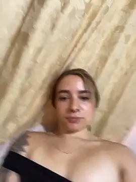 Snapshot of karla-thomsom10 chatting on March 2026 06:58:01 PM karla-thomsom10 online show from March 2026 06:58:01 PM