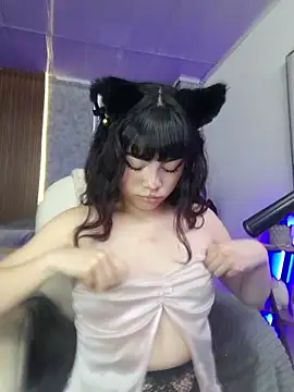 Snapshot of sakuramoss chatting on November 2025 06:24:02 AM sakuramoss online show from November 2025 06:24:02 AM