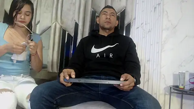 Morganandmegan online show from November 2025 11:14:01 AM