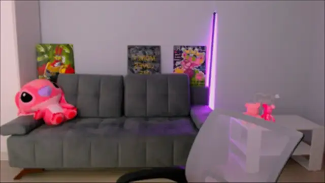 Snapshot of queenofthesense_ chatting on October 2025 04:08:02 PM queenofthesense online show from October 2025 04:08:02 PM