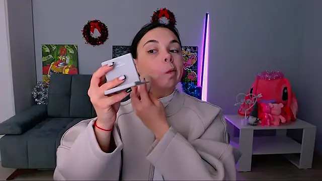 Snapshot of queenofthesense_ chatting on November 2025 02:42:02 PM queenofthesense online show from November 2025 02:42:02 PM