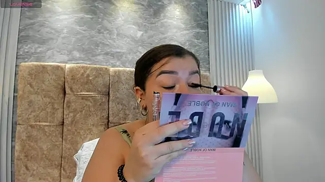 leilapons online show from November 2025 04:53:02 PM