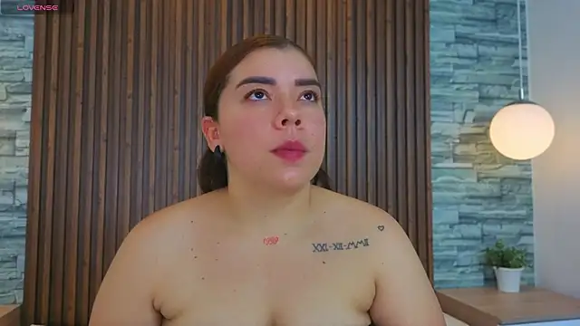 leilapons online show from February 2026 05:55:02 PM