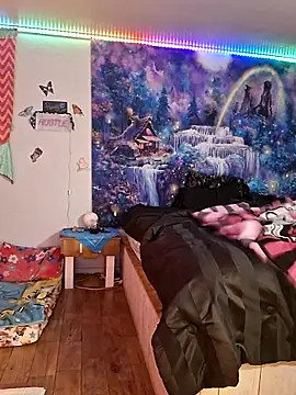 Snapshot of PeachyAriel chatting on October 2025 01:14:02 AM PeachyAriel online show from October 2025 01:14:02 AM