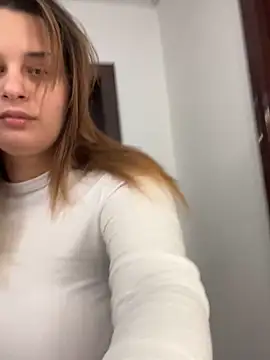 Snapshot of Kelly_Bliss chatting on September 2025 08:40:01 AM Kelly Bliss online show from September 2025 08:40:01 AM