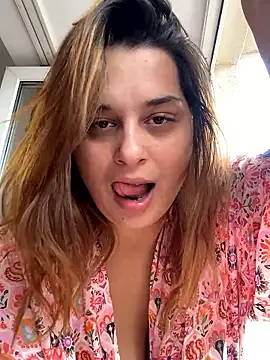 Snapshot of Kelly_Bliss chatting on October 2025 10:56:01 AM Kelly Bliss online show from October 2025 10:56:01 AM