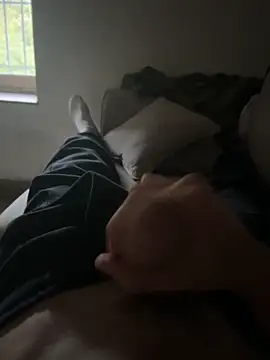 Zoro404040 online show from September 2025 05:18:01 PM