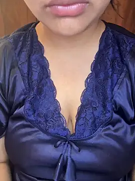 annanya01 online show from May 2026 03:57:01 AM