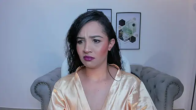 Snapshot of Sharon_breezee chatting on October 2025 04:07:02 AM Sharon breezee online show from October 2025 04:07:02 AM