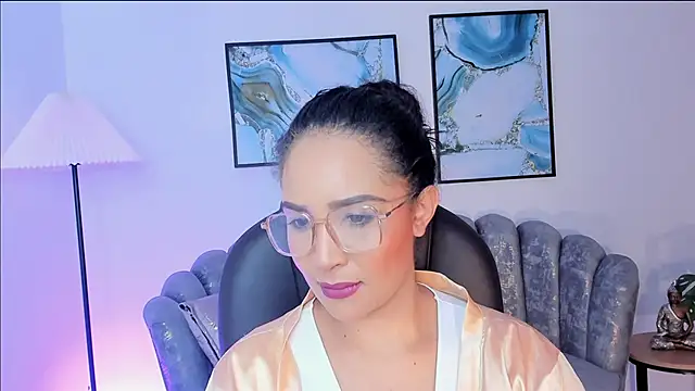 Snapshot of Sharon_breezee chatting on October 2025 10:25:02 PM Sharon breezee online show from October 2025 10:25:02 PM