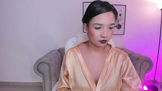 Snapshot of Sharon_breezee chatting on November 2025 04:22:01 AM Sharon breezee online show from November 2025 04:22:01 AM