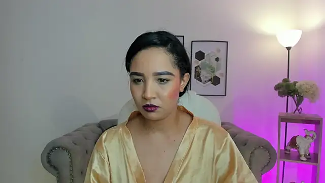 Snapshot of Sharon_breezee chatting on November 2025 04:23:02 AM Sharon breezee online show from November 2025 04:23:02 AM