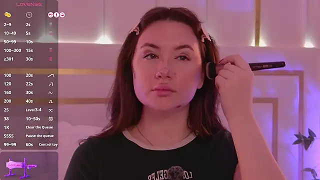 MeganStrain online show from November 2025 03:18:02 AM