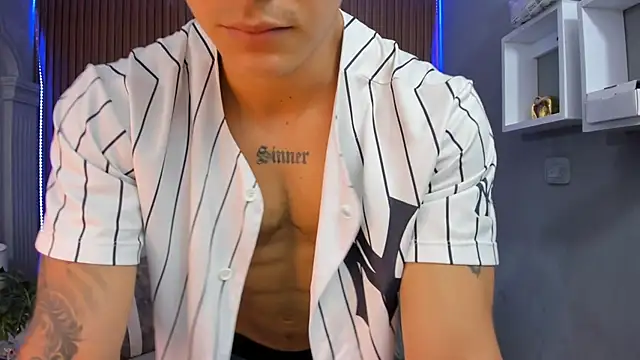 Leo santoro online show from November 2025 02:06:01 PM