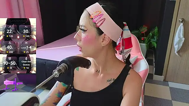 ValentinaBianchi online show from October 2025 07:58:02 PM