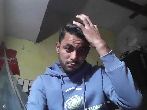 ursdreamperson online show from November 2025 05:32:02 AM