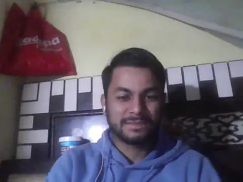 ursdreamperson online show from December 2025 03:57:01 AM