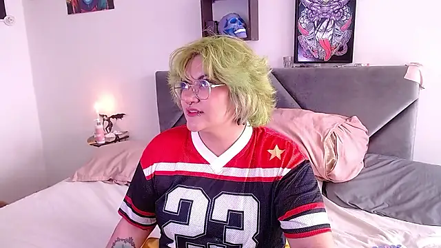 Snapshot of XxGreenGoodxX chatting on February 2026 06:44:01 PM XxGreenGoodxX online show from February 2026 06:44:01 PM