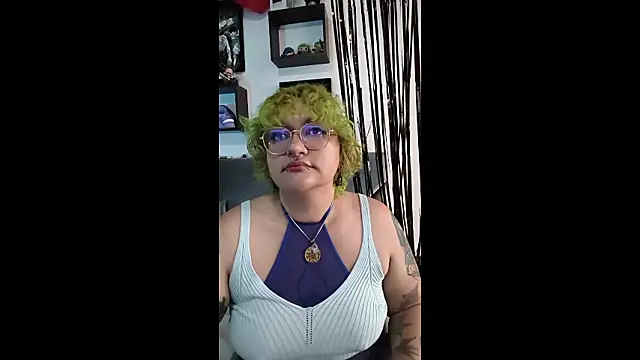 Snapshot of XxGreenGoodxX chatting on February 2026 06:37:01 PM XxGreenGoodxX online show from February 2026 06:37:01 PM