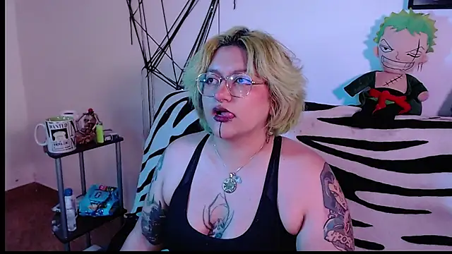 Snapshot of XxGreenGoodxX chatting on March 2026 10:15:02 PM XxGreenGoodxX online show from March 2026 10:15:02 PM