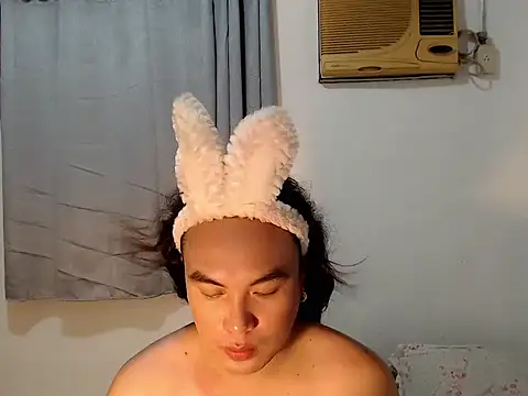 Snapshot of asianayumi chatting on February 2026 05:07:02 PM asianayumi online show from February 2026 05:07:02 PM