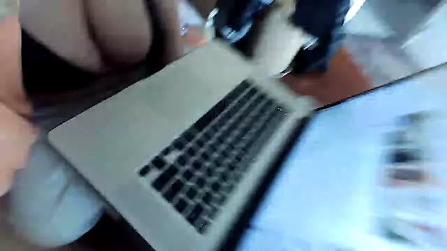 number1slut online show from March 2025 04:35:02 PM