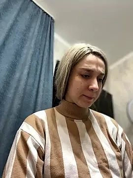 yourfavpsy  online show from January 2026 01:26:01 PM