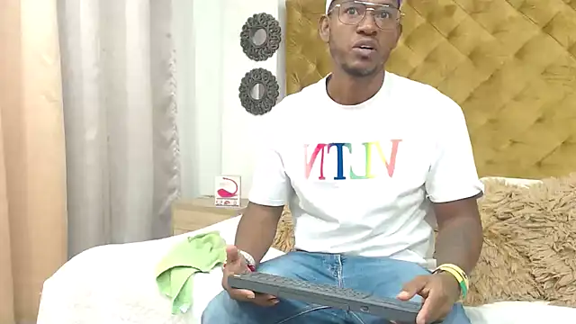 AndyCalifornia1 online show from September 2025 12:42:02 PM