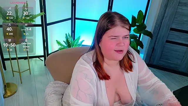 Snapshot of Mia_Ray chatting on September 2025 05:40:02 PM Mia Ray online show from September 2025 05:40:02 PM