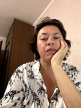 Kiravix online show from October 2025 04:07:02 PM