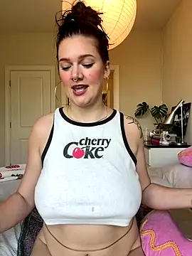 zarialove online show from September 2025 08:10:01 PM