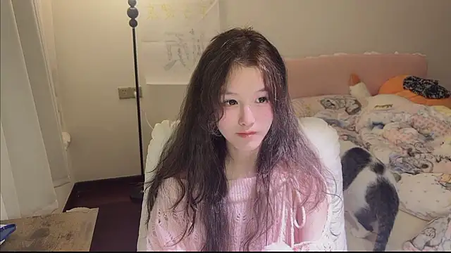 FuFu-puff online show from November 2025 05:46:02 PM