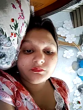 Anushka14321 online show from October 2025 07:00:01 PM