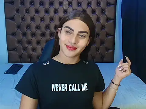 lailahdark online show from November 2025 04:26:02 AM