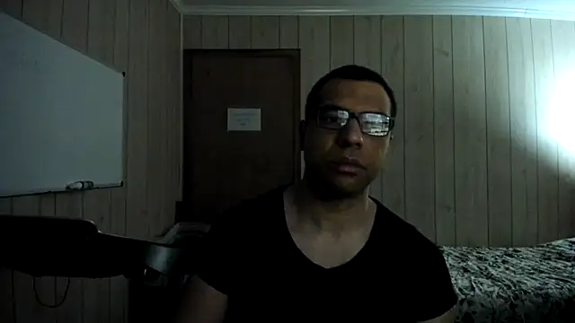 Snapshot of NaturalBeautyQueen chatting on September 2025 12:43:02 PM NaturalBeautyQueen online show from September 2025 12:43:02 PM