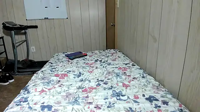 NaturalBeautyQueen online show from December 2025 10:30:01 AM