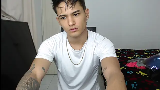 Snapshot of Alex_mojica chatting on September 2025 07:23:01 AM Alex mojica online show from September 2025 07:23:01 AM