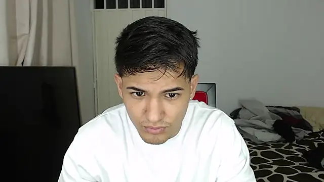 Snapshot of Alex_mojica chatting on October 2025 11:27:02 AM Alex mojica online show from October 2025 11:27:02 AM
