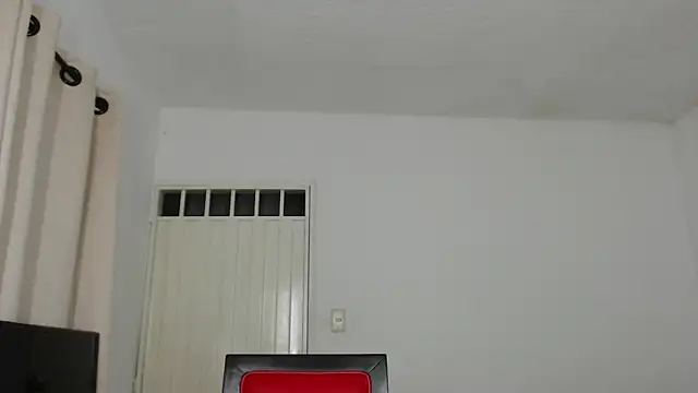 Snapshot of Alex_mojica chatting on October 2025 05:27:02 AM Alex mojica online show from October 2025 05:27:02 AM
