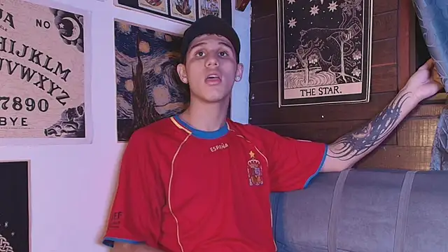 Snapshot of _realwav chatting on September 2025 04:01:01 AM realwav online show from September 2025 04:01:01 AM