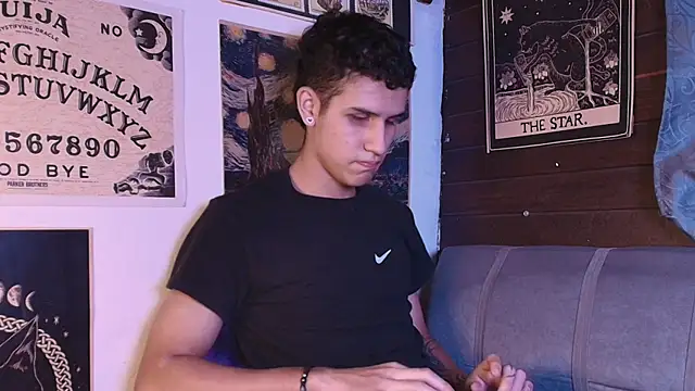 Snapshot of _realwav chatting on September 2025 12:37:02 PM realwav online show from September 2025 12:37:02 PM