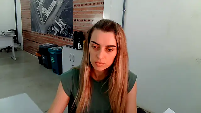 SweetGraciosa online show from December 2025 07:45:02 PM