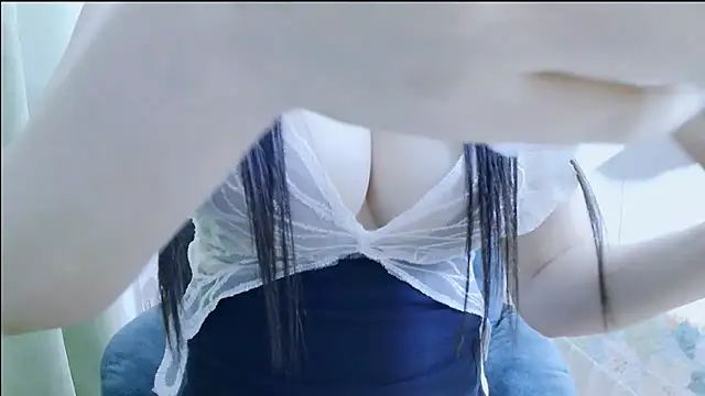 Snapshot of Winnie-01 chatting on May 2026 12:32:01 PM Winnie-01 online show from May 2026 12:32:01 PM